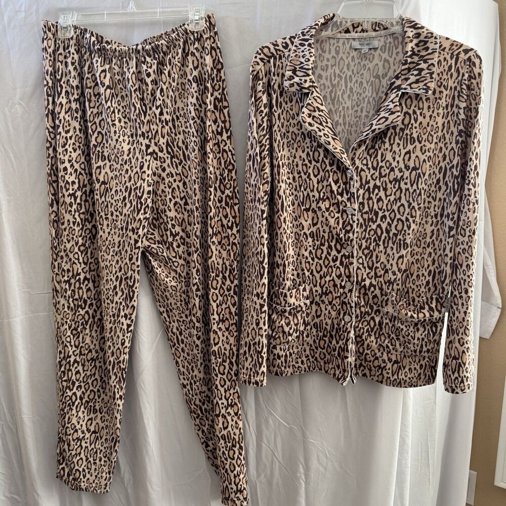 NINE WEST Cheetah print Pajamas  long-sleeve top with pants Loungewear